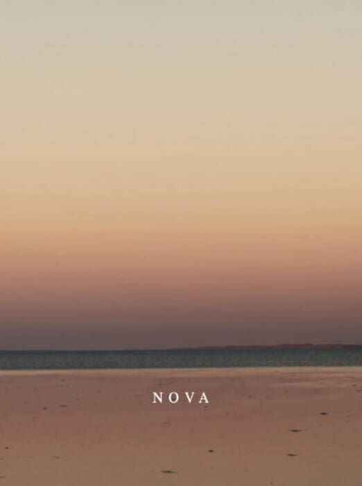 Nova (2022)